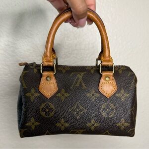 Louis Vuitton Monogram Mini Speedy